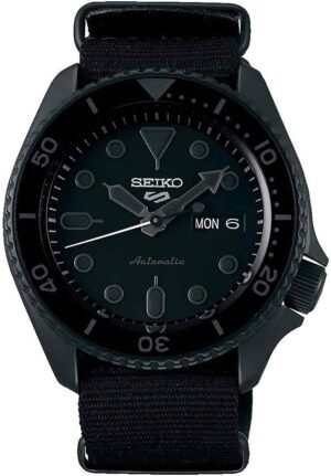 SEIKO Men's Automatic Black Dial Sports Watch