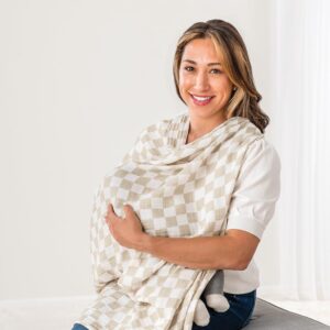 Itzy Ritzy Breastfeeding Boss Multi-Use Cover 47”