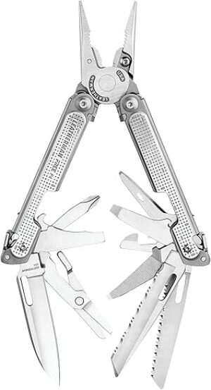 LEATHERMAN Free P4 Multitool With Magnetic Locking