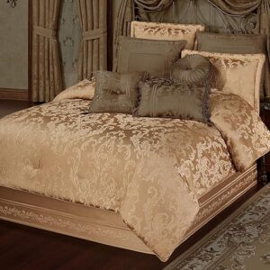 J. Queen New York Monaco Gold Jacquard King Comforter Set, 193842104064