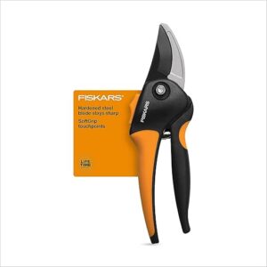 Fiskars SoftGrip Bypass Pruner 5/8" Tree Cutter