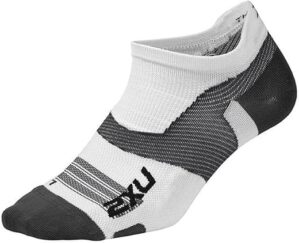 2XU Vectr Ultralight No Show Socks