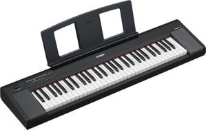 YAMAHA 61-Key Piaggero Ultra-Portable Digital Piano (NP15B)