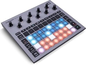 Novation Circuit Rhythm: Sampler Groovebox With Eight Tracks