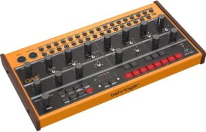 Behringer Crave Analog Synthesizer With Sequencer