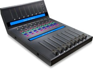 ICON QCon Pro XS – 8 Channel Extender