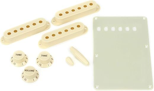 Fender Fender Aged White Stratocaster Accessory Kit